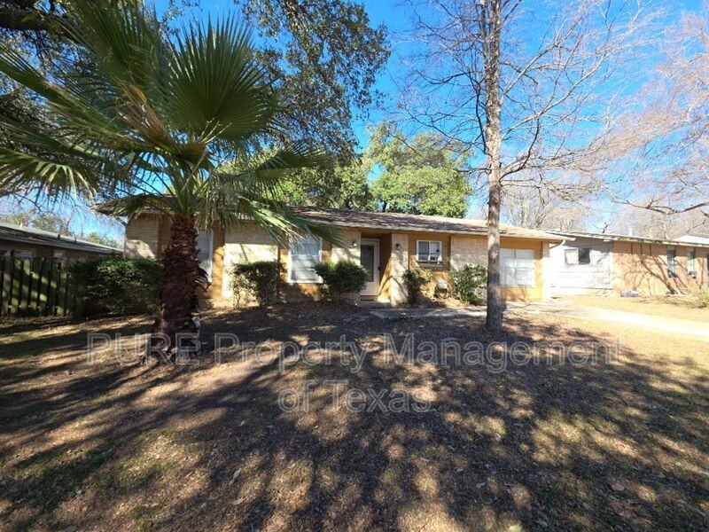 5204 Peppertree Pkwy - Photo 2 of 28