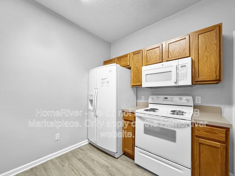 729 Middle Branch Way - Photo 7 of 19