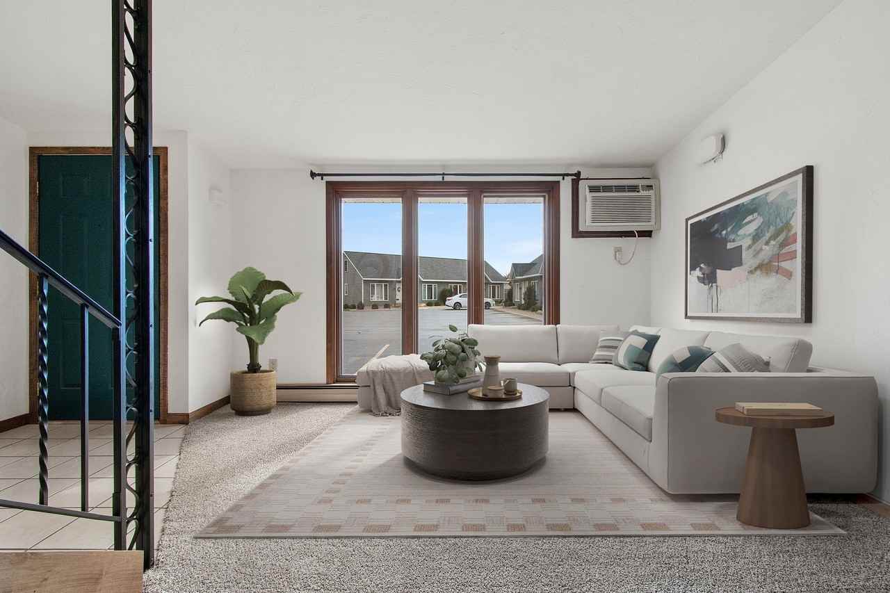 2340-2344 Canter Lane - Photo 2 of 50