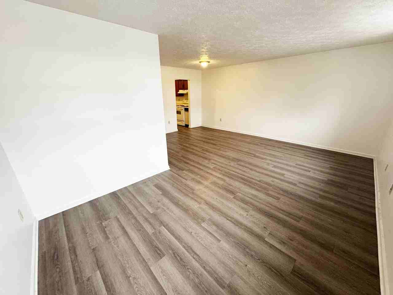 JACKSONIAN SCHOOLHOUSE -- 321 - Photo 3 of 11