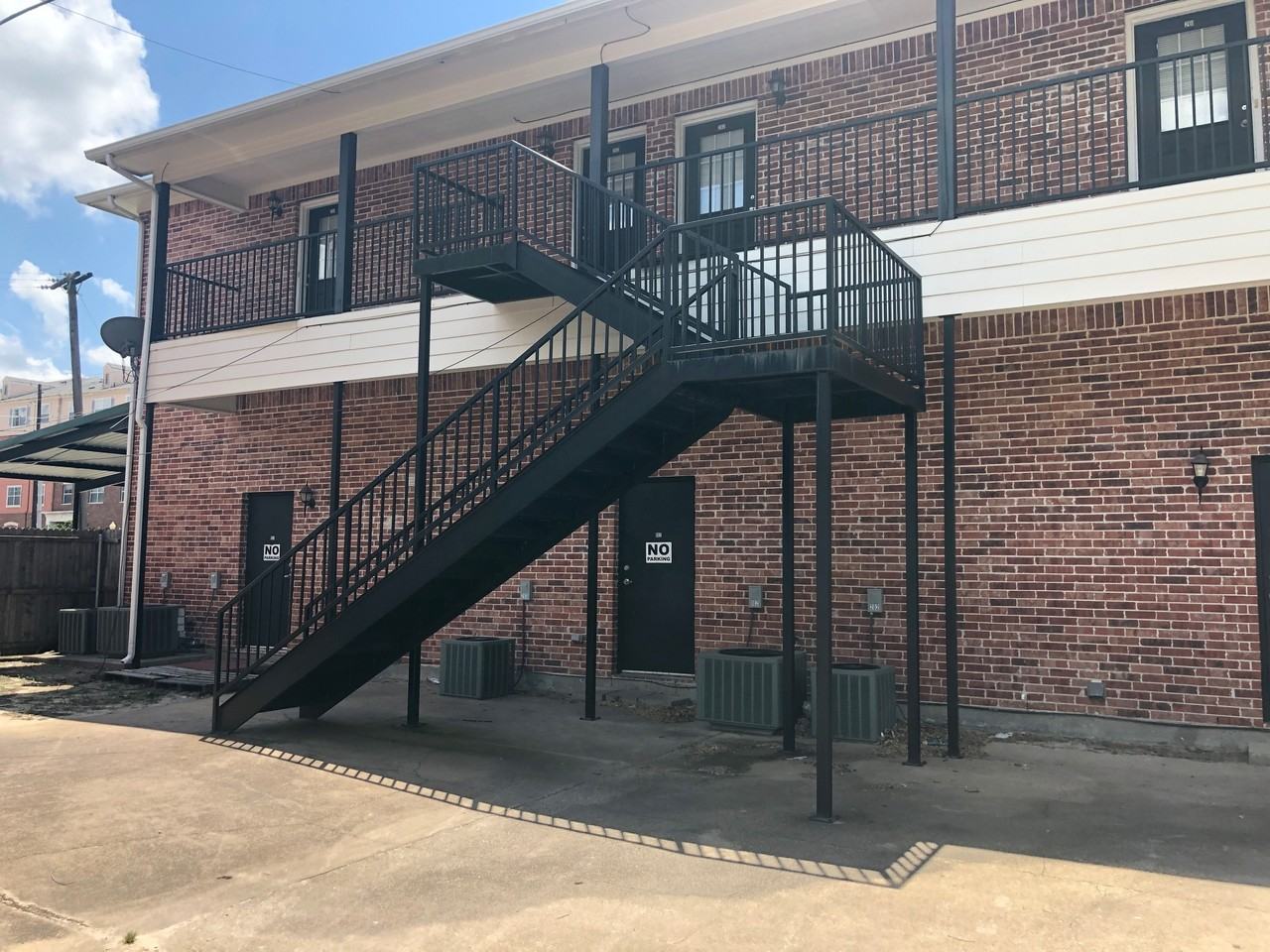 The Plaza - Photo 3 of 14