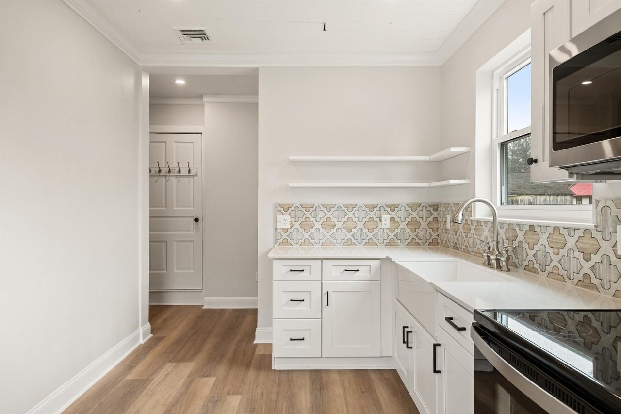 10 -14 South Decatur Street - Photo 2 of 37