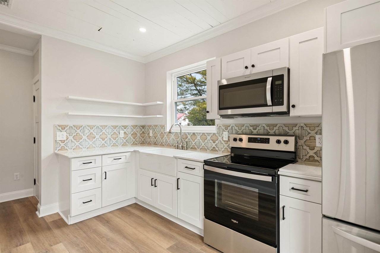 10 -14 South Decatur Street - Photo 3 of 37