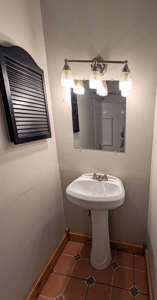 820-101 South Ave - Photo 5 of 5