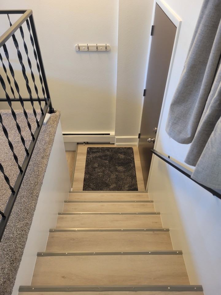 3214 Stephens Avenue South - Photo 5 of 14