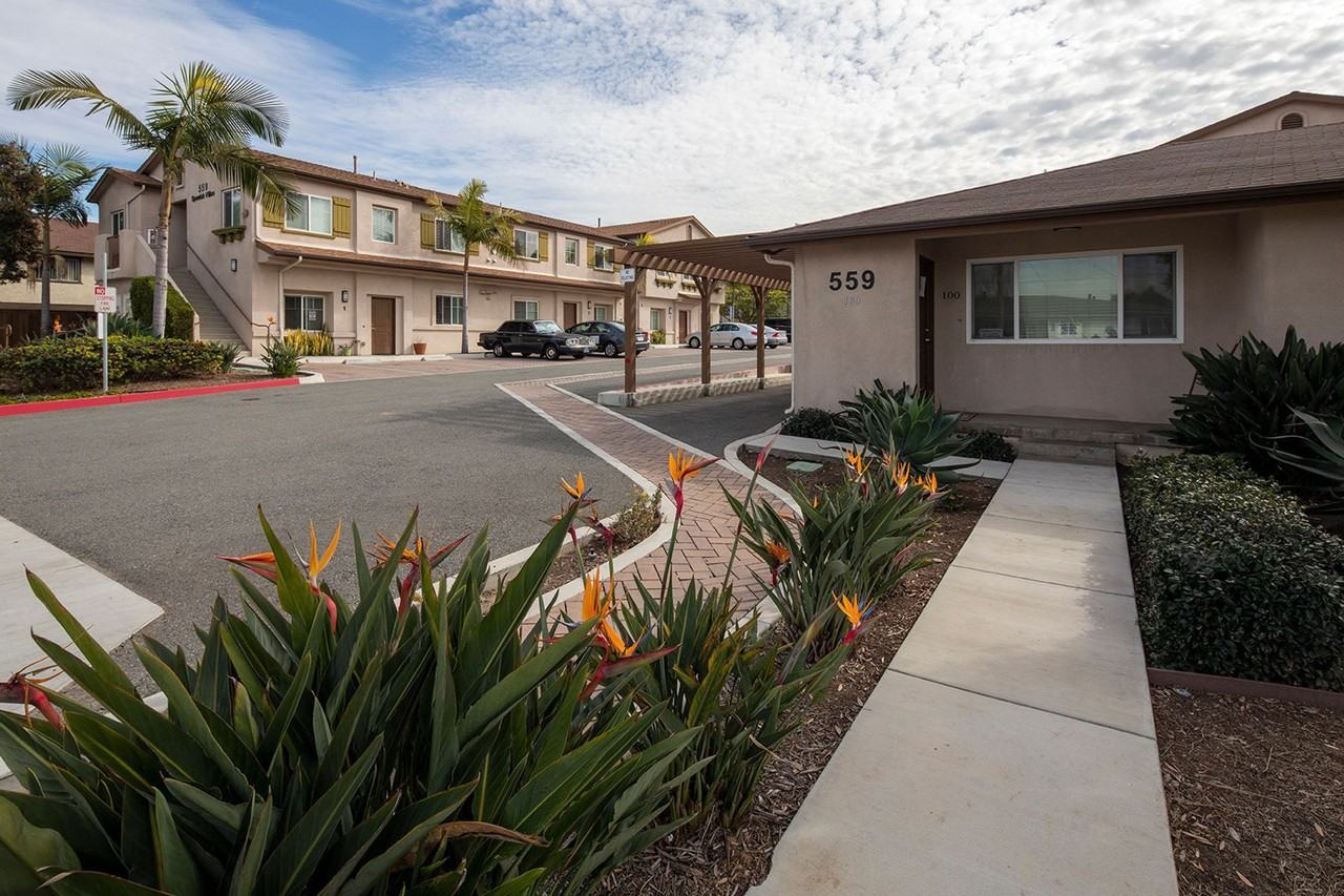 Spanish Villas - Photo 2 of 3