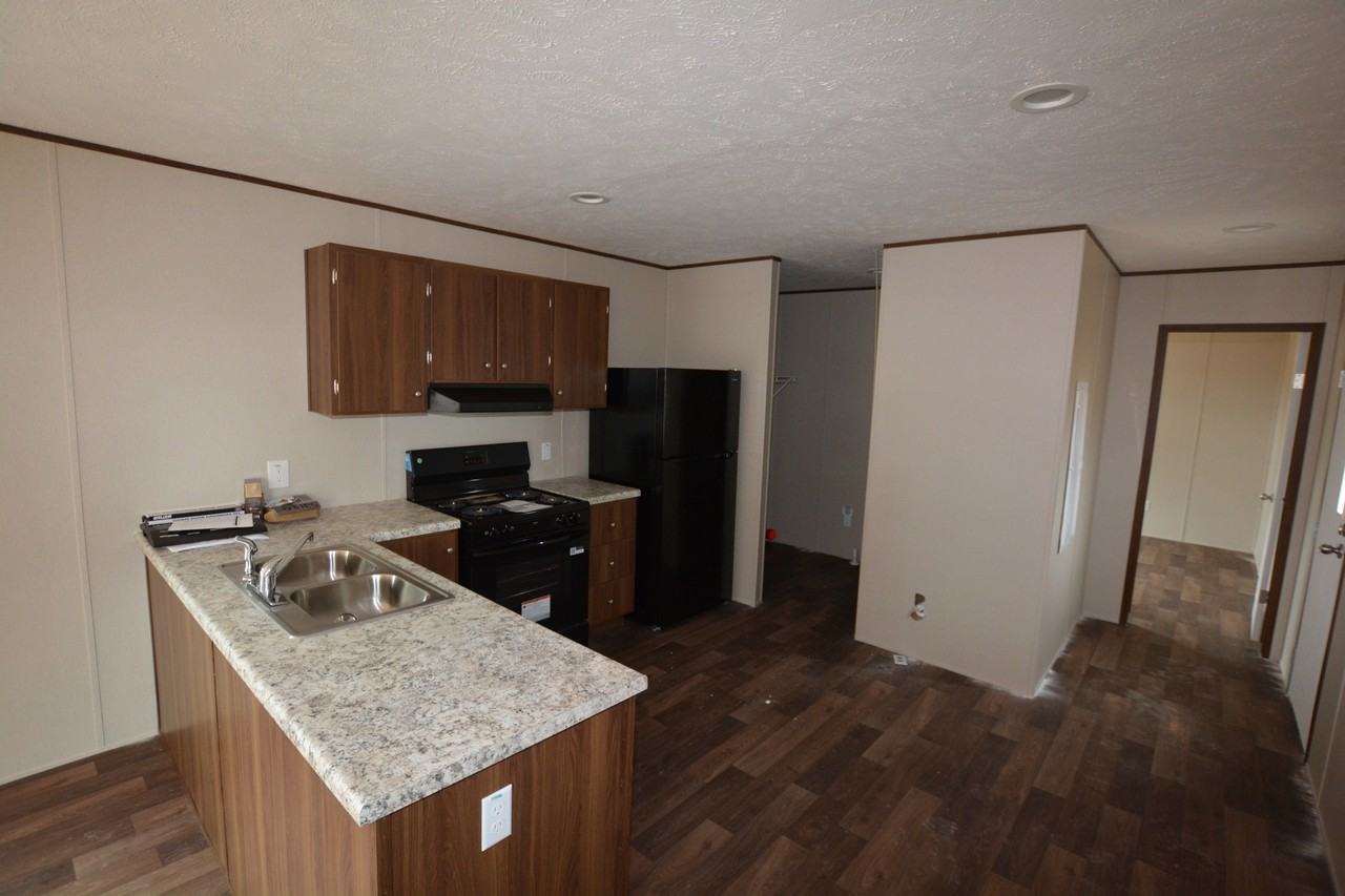 2726 Shamrock Drive - Photo 3 of 10