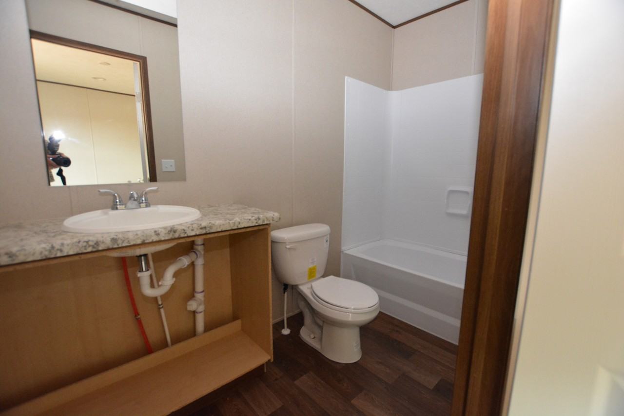 2726 Shamrock Drive - Photo 7 of 10