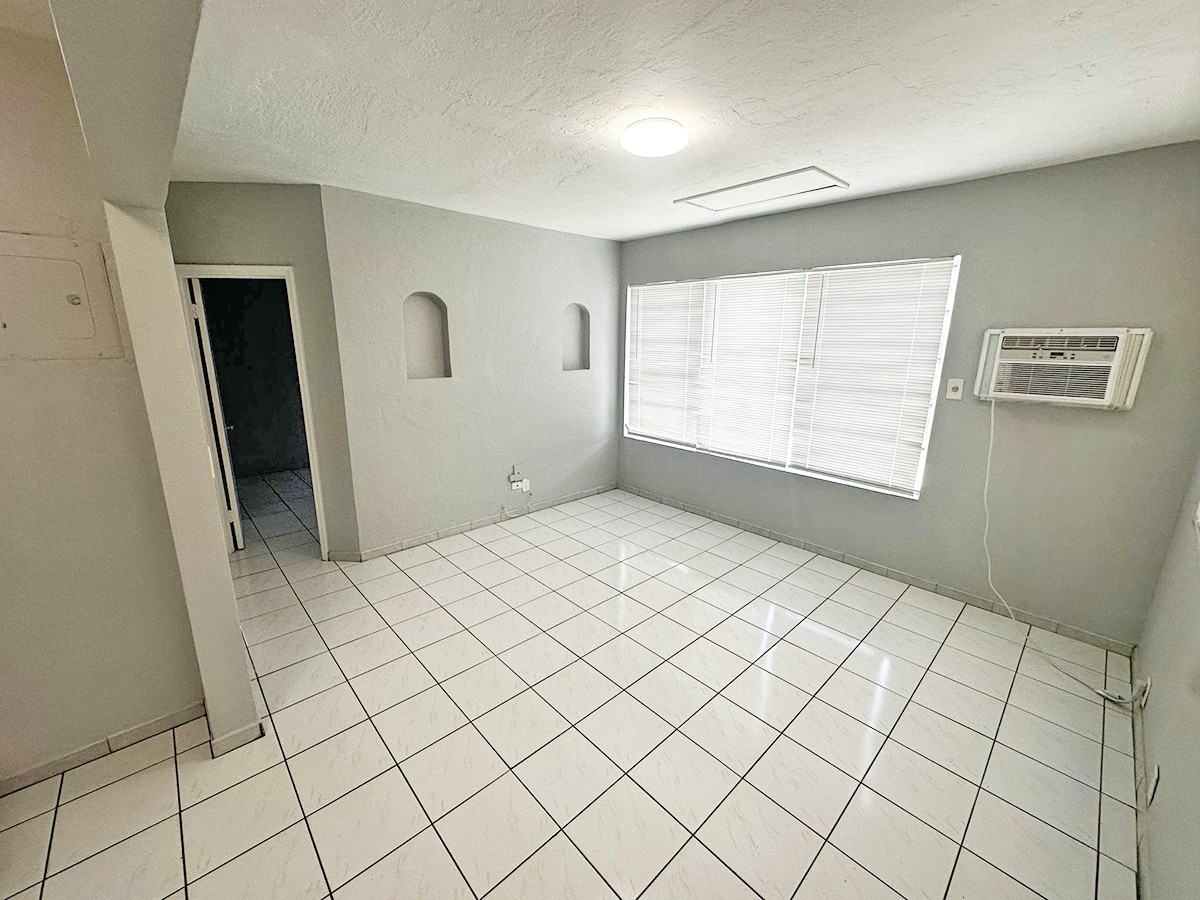 1816 Taft Street - Photo 3 of 14