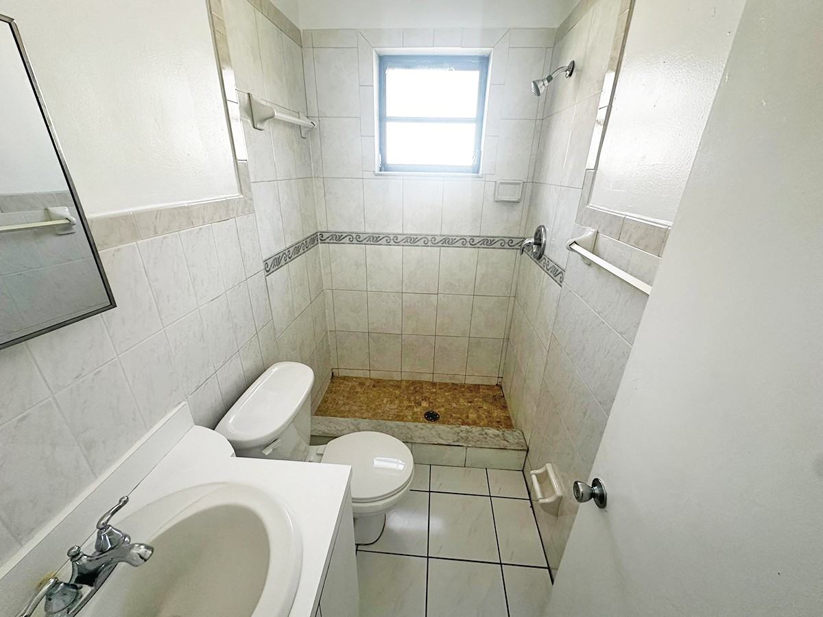 1816 Taft Street - Photo 7 of 14