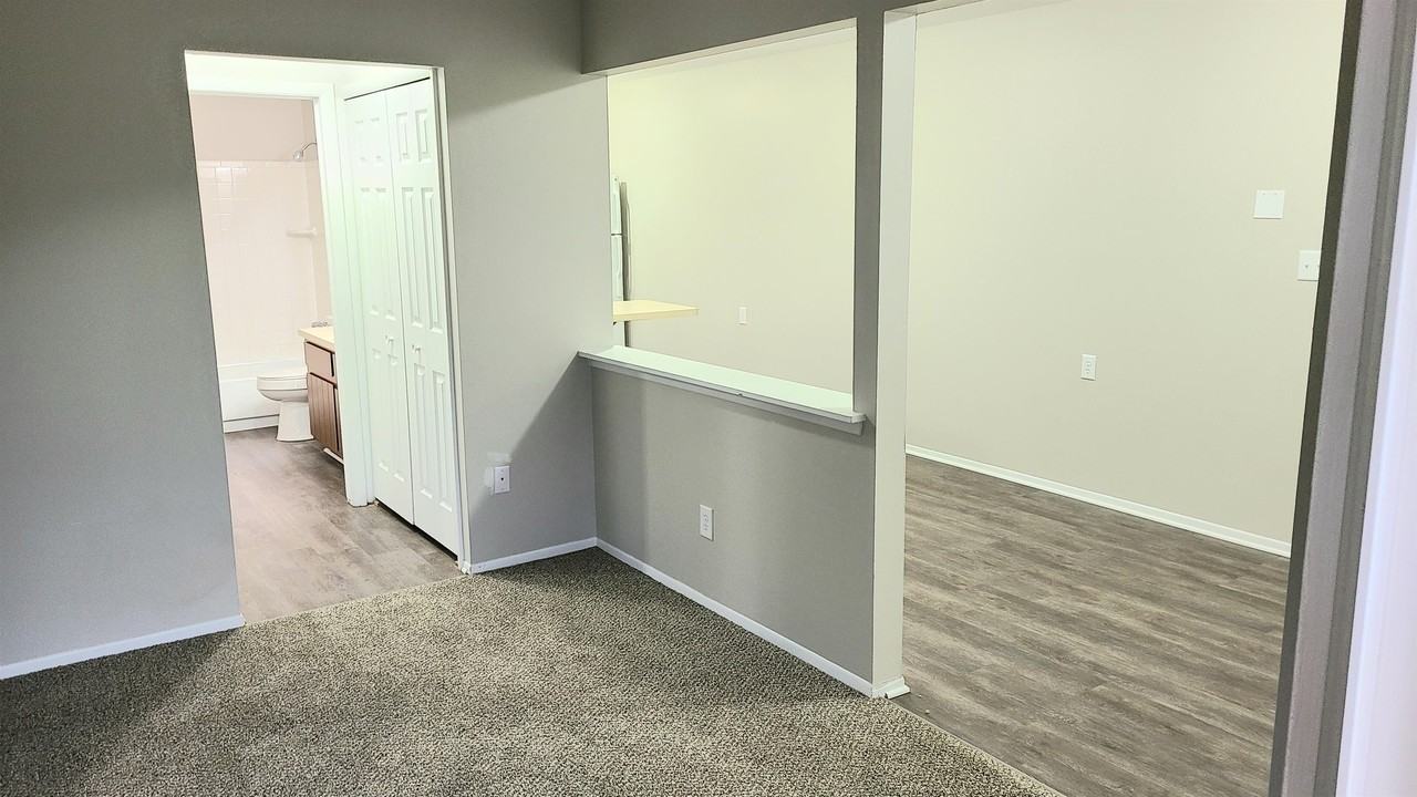 Brenton Woods - Photo 5 of 11