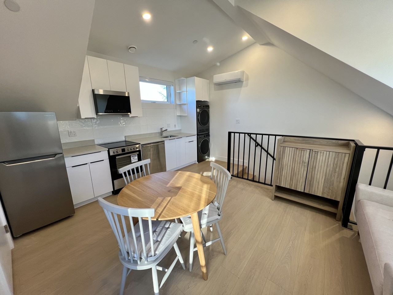 5482 Quebec Street - Photo 4 of 17