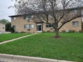 featured image of 421 Valeria Dr