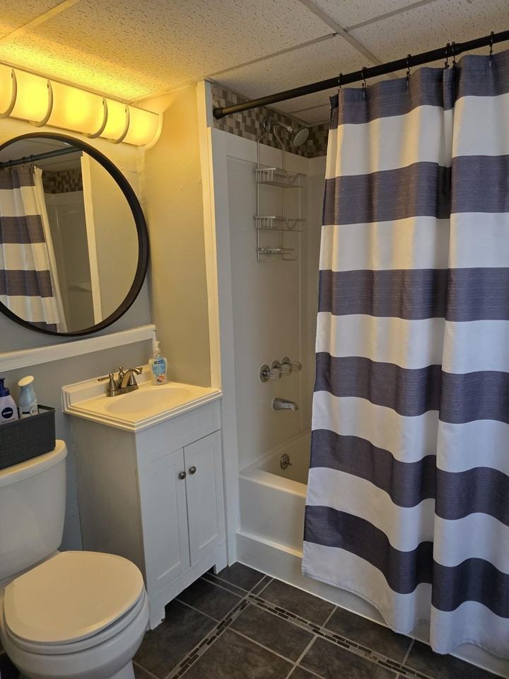 72 Warren Street - Photo 6 of 6