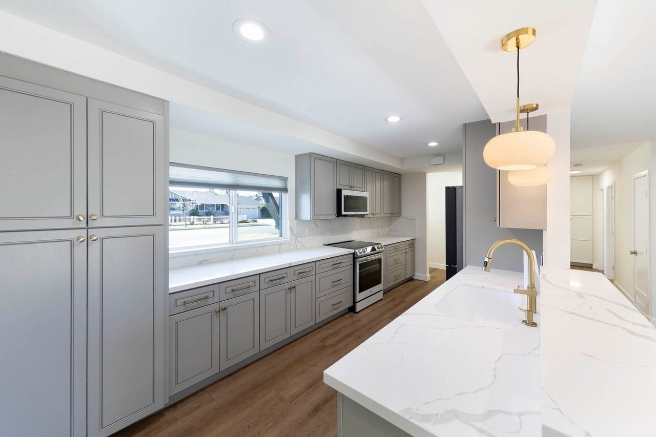 1901 Burnt Mill Rd - Photo 3 of 16