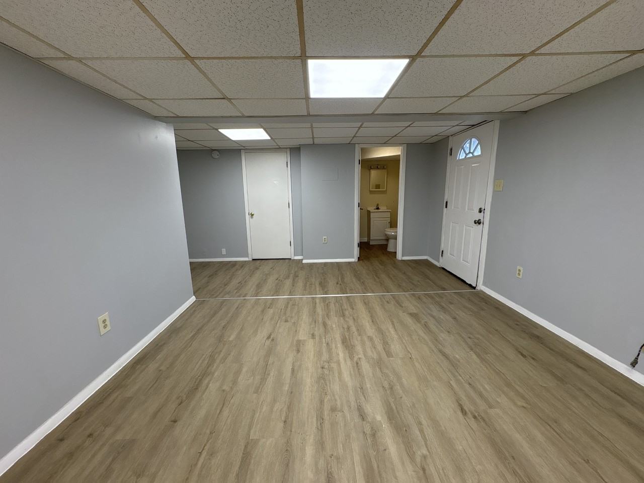 1242 Vine Street - Photo 3 of 12