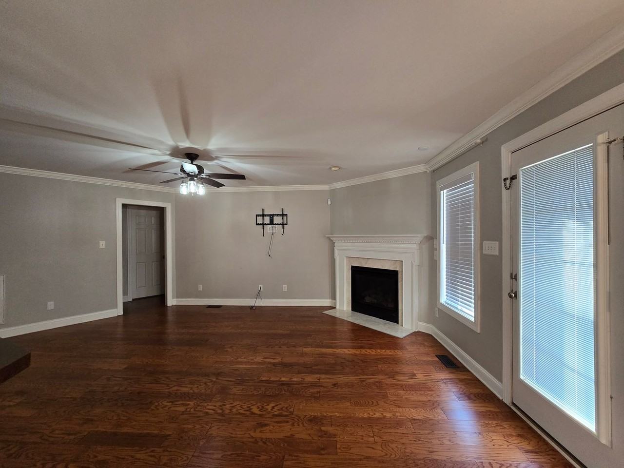 641 Orchard Falls Dr - Photo 2 of 29