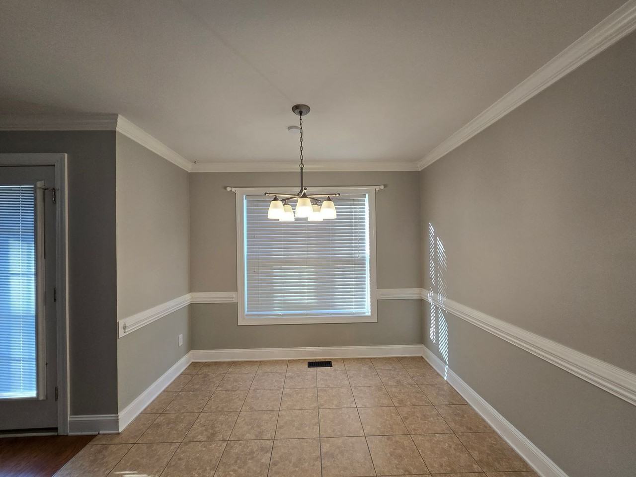 641 Orchard Falls Dr - Photo 4 of 29