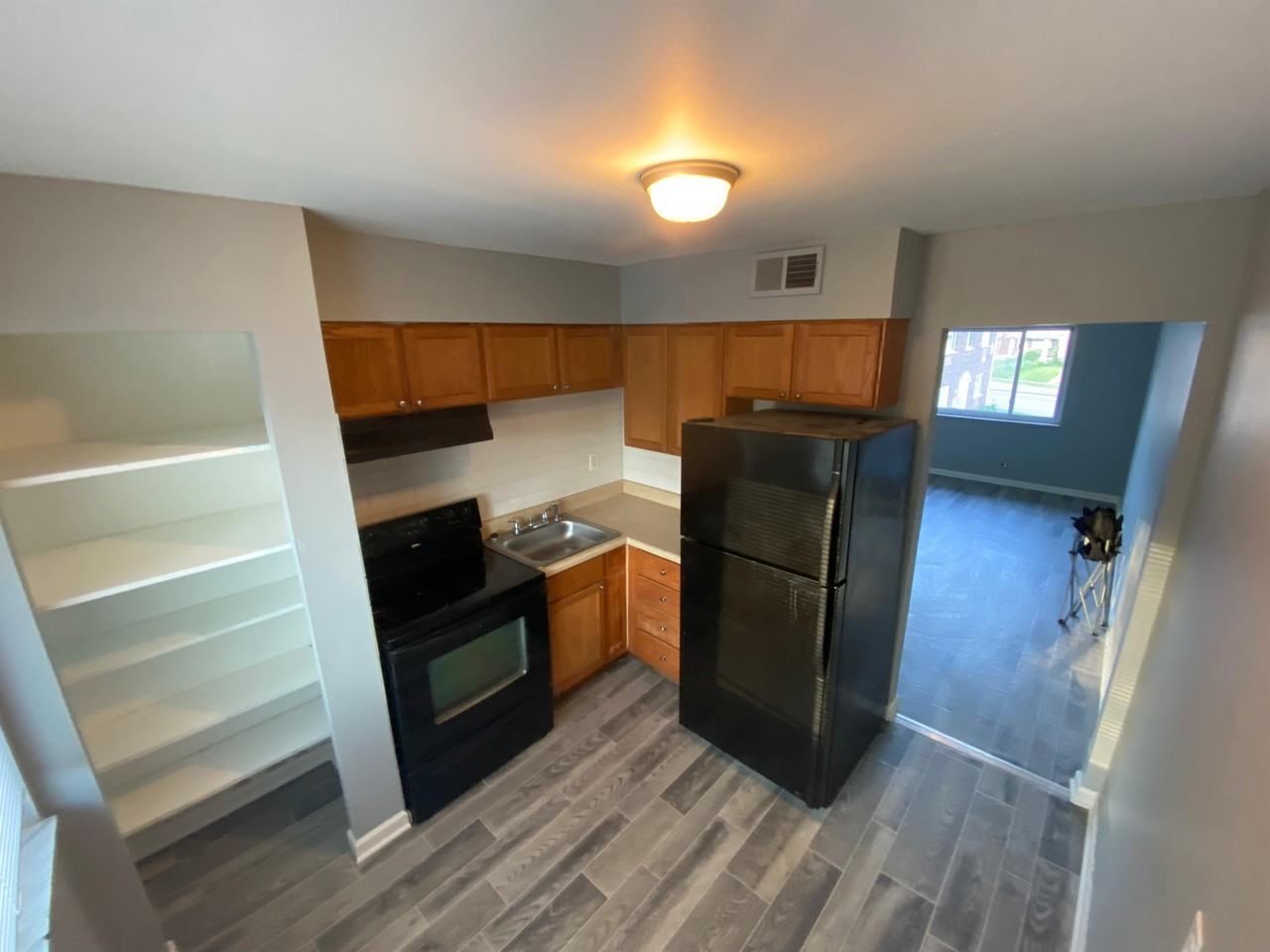 8534-38 North Broadway - Photo 5 of 12