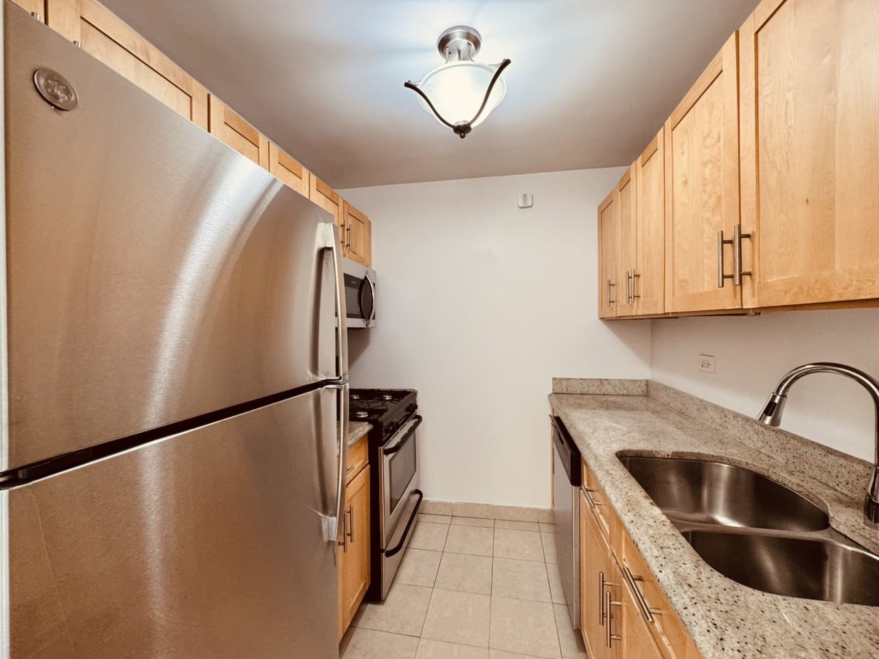 83rd Ave - Photo 4 of 12