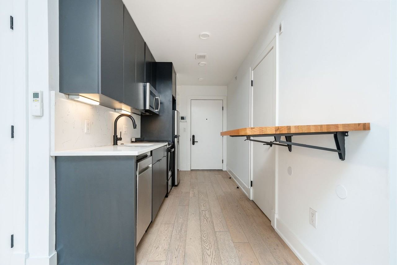 The Avenue in Fishtown - Photo 3 of 24