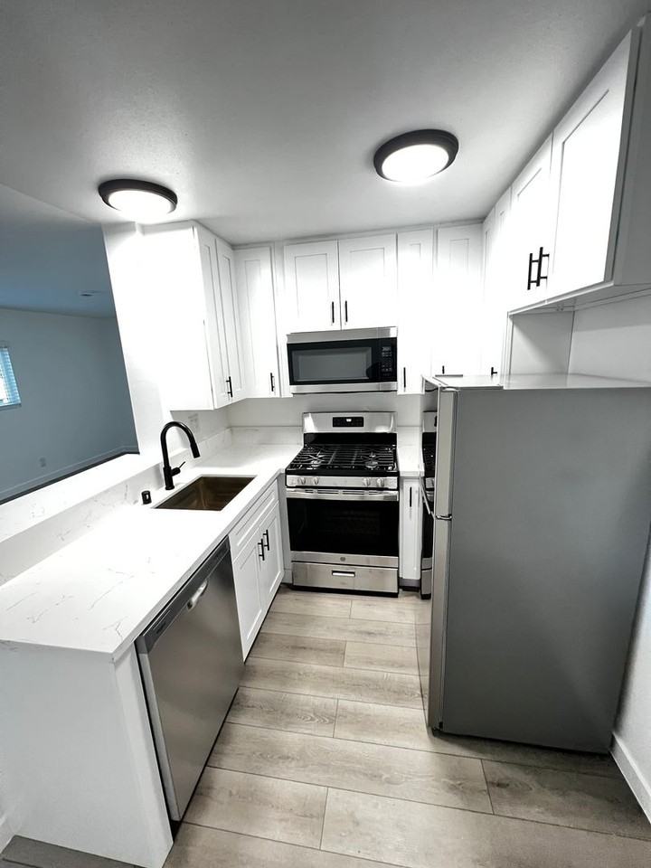 DARBY - DARBYRIDGE, LP - Photo 6 of 33