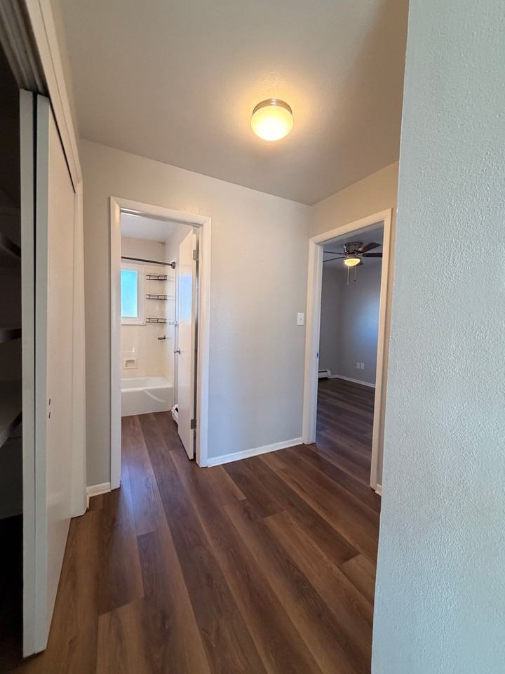 4234 Forrest Hill Rd #3 - Photo 4 of 21