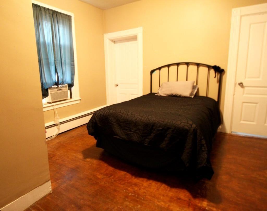 296 Washington Avenue - Photo 3 of 24