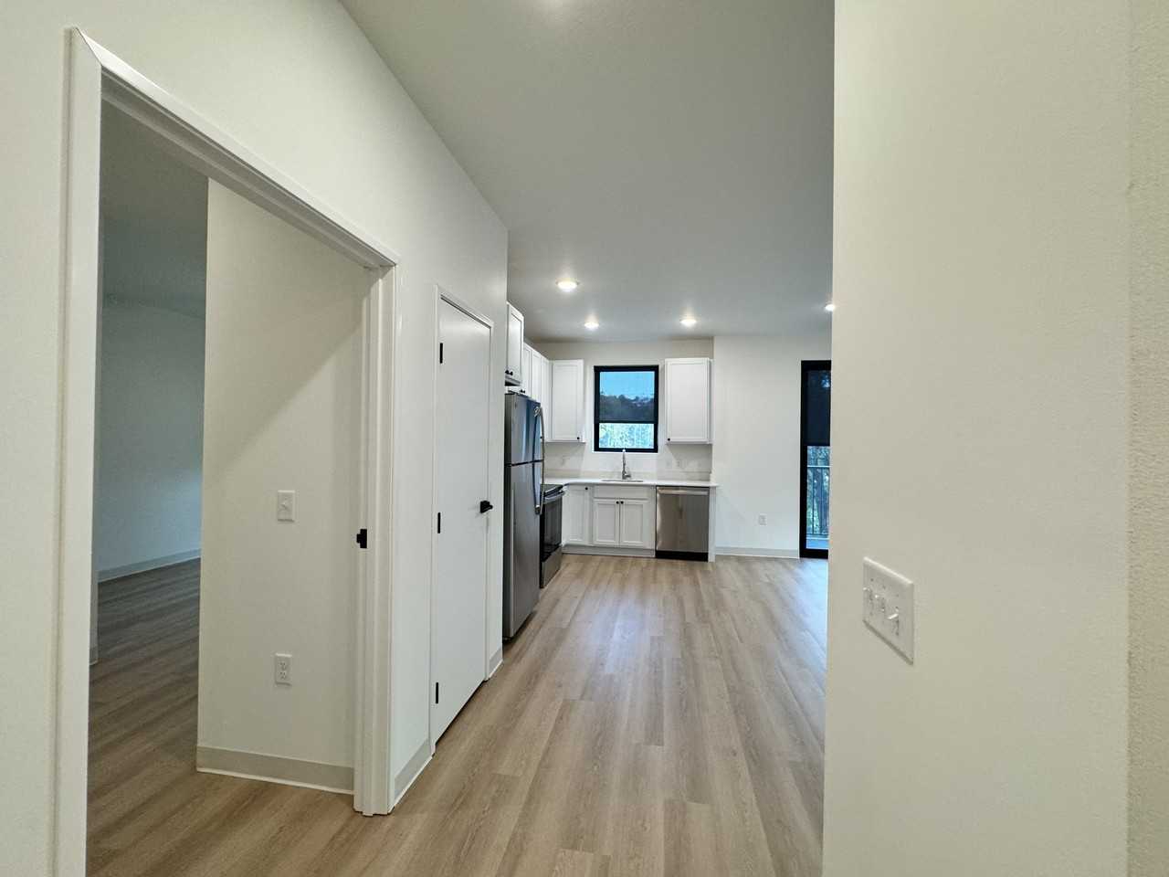 Palisades - Photo 2 of 35