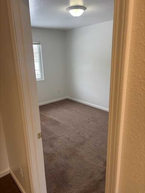 731 10th Street - Photo 4 of 18