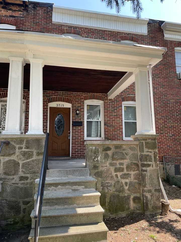 3715 Oakmont Ave - Photo 6 of 30