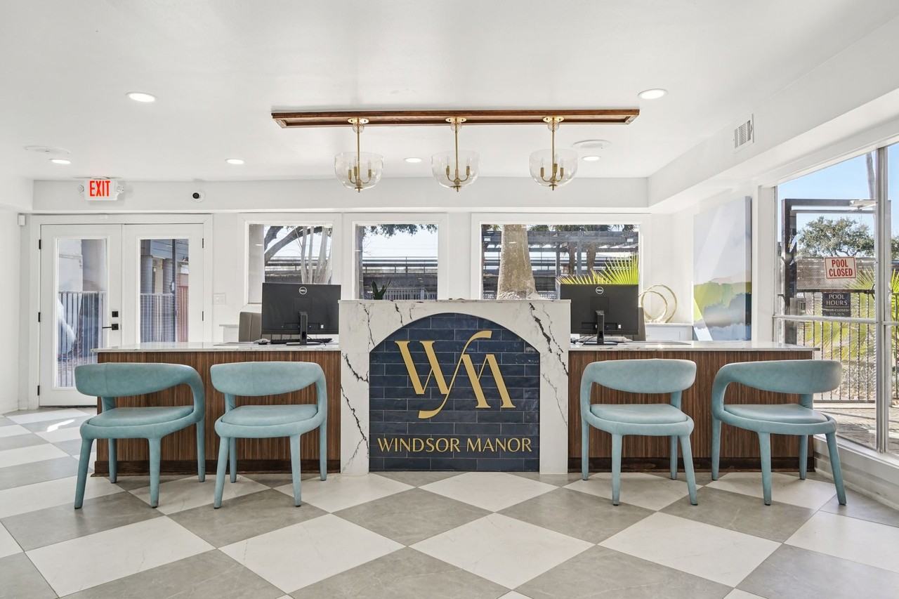 Windsor Manor - Photo 2 of 32