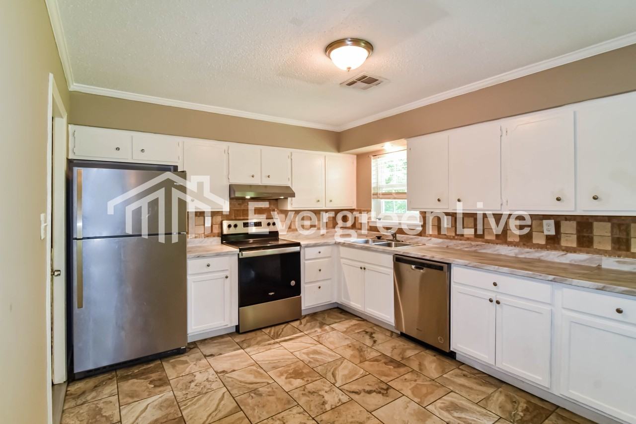 4130 Brooktree Rd - Photo 5 of 12