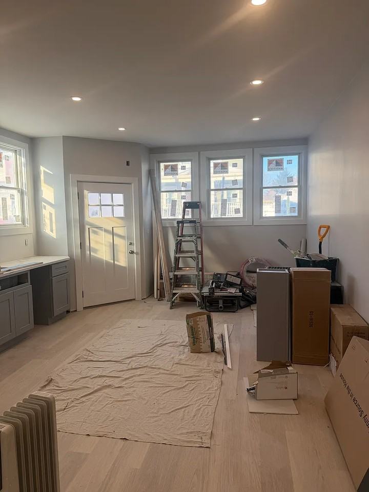 Winthrop St #1 - Photo 4 of 7