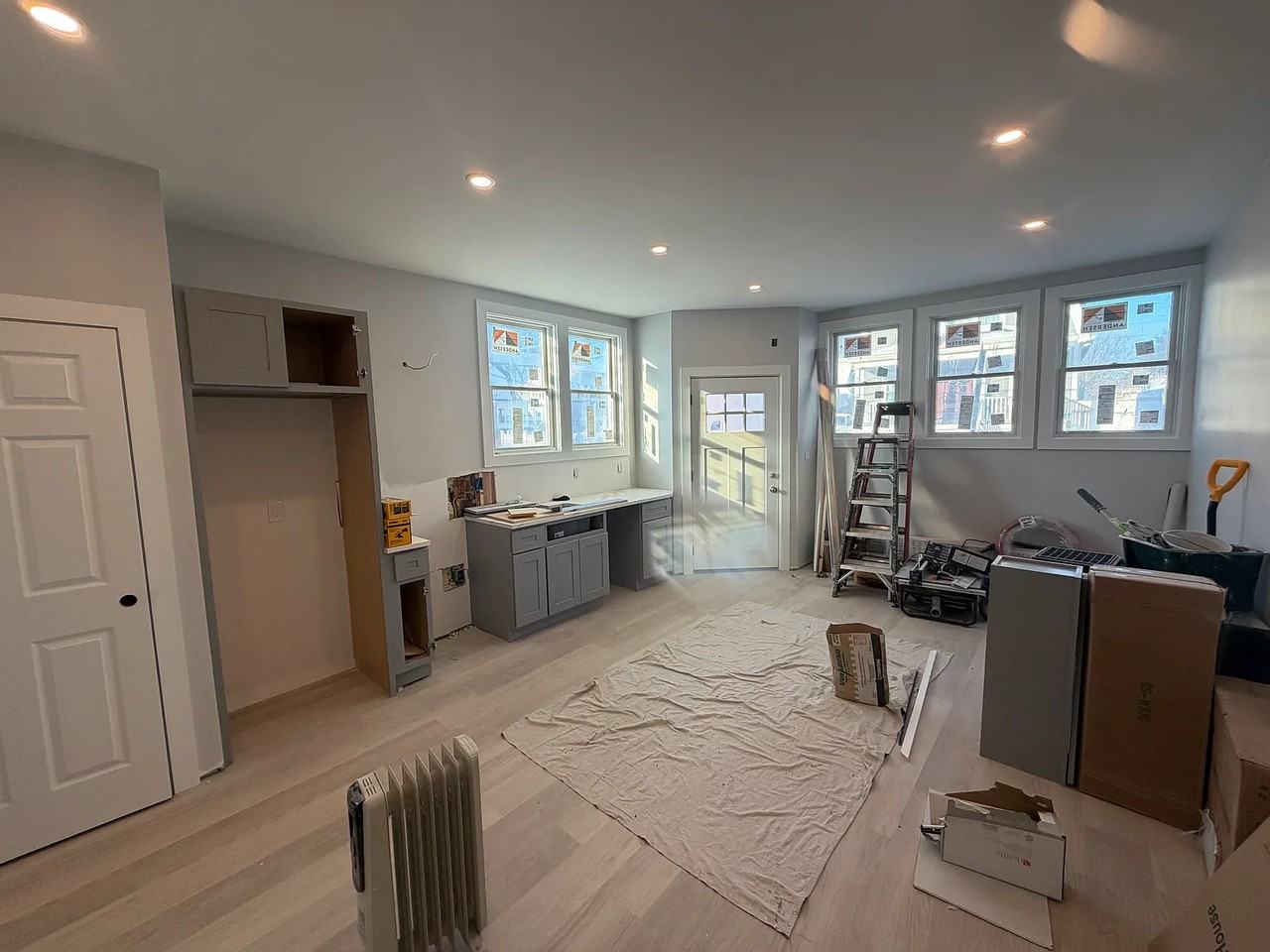 Winthrop St #1 - Photo 5 of 7