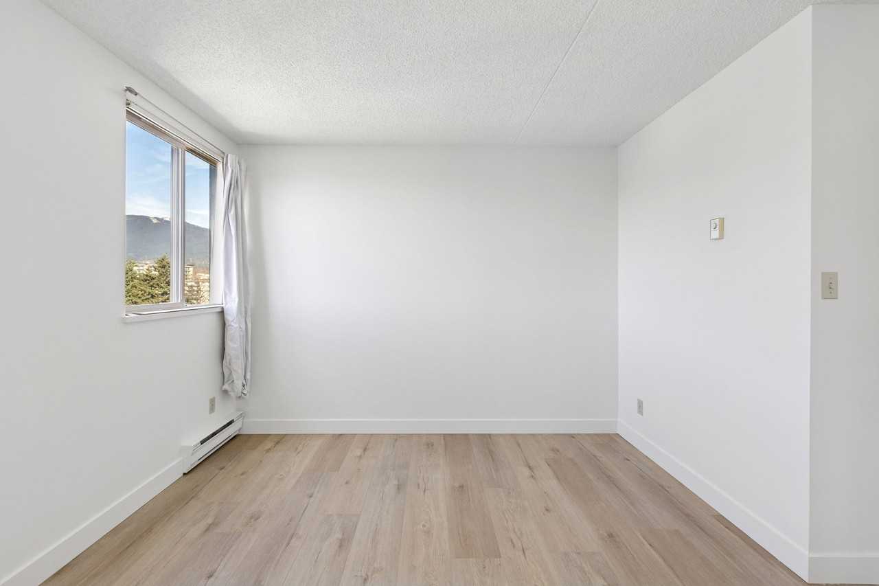 110 West 4th Street #1505 - Photo 7 of 14