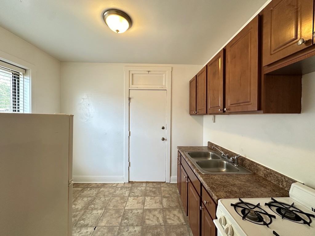 N Spaulding Ave #S3 - Photo 7 of 20