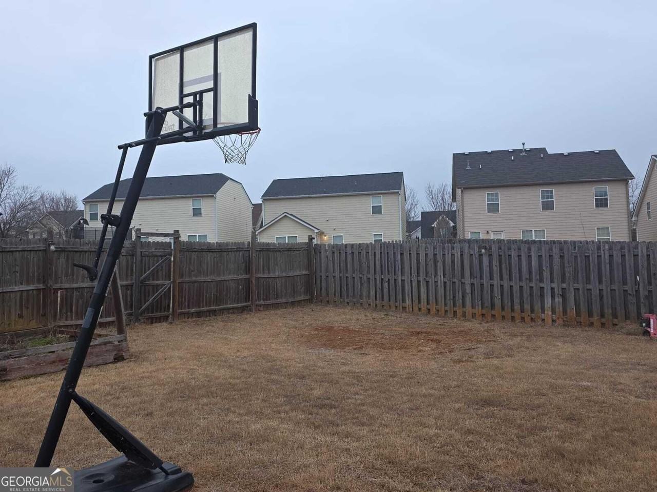 180 Parkview Place Dr - Photo 2 of 27