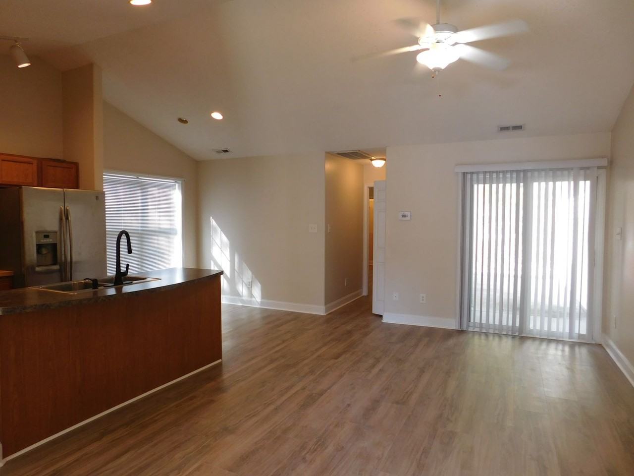 221 Church Hill Ct - Photo 3 of 24