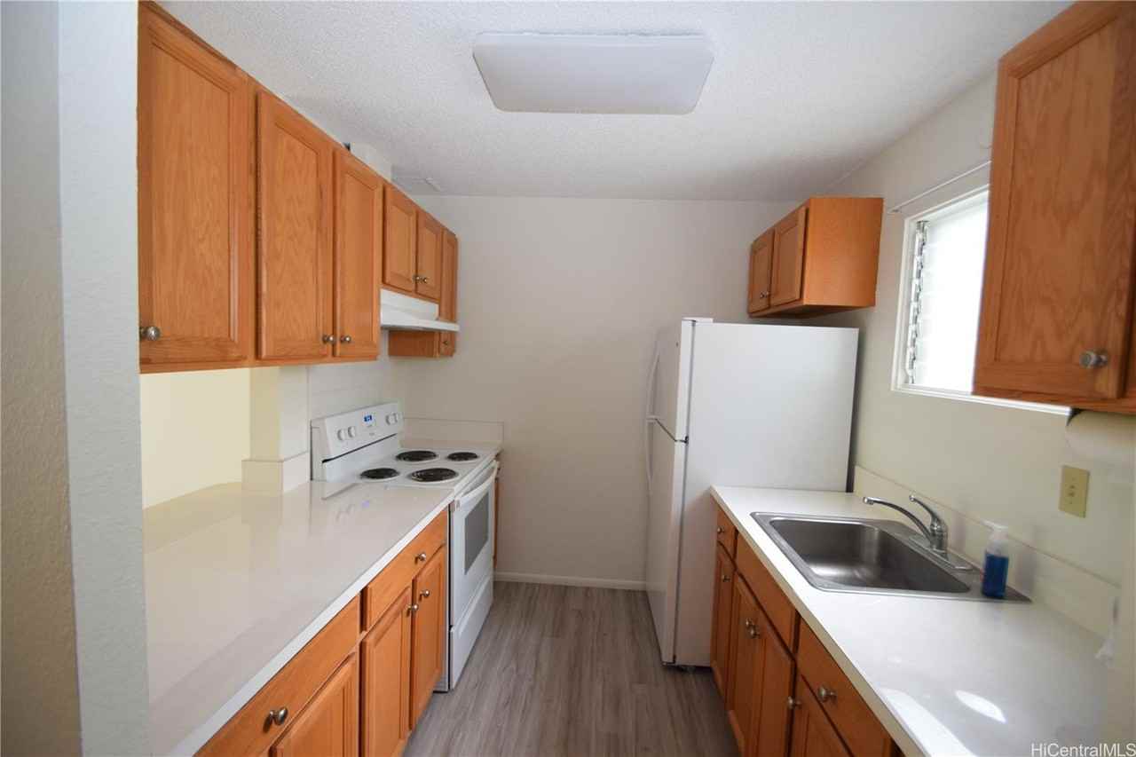 98-1467 Kaahumanu St #D - Photo 5 of 19