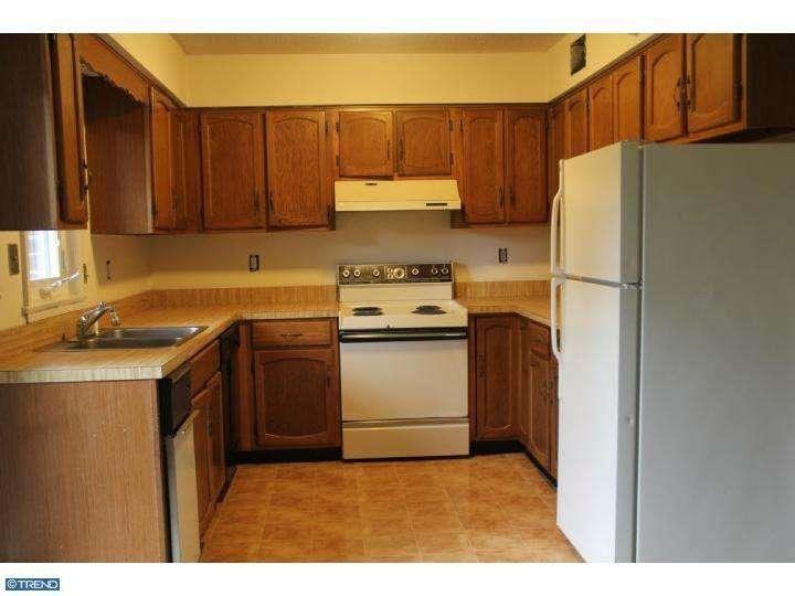 6 Carver Pl #A - Photo 3 of 8