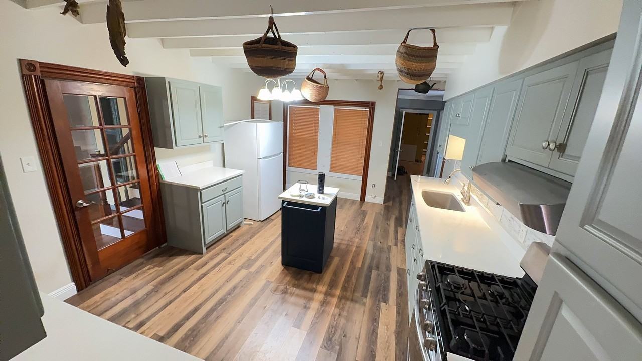 116 Central Ave - Photo 3 of 10