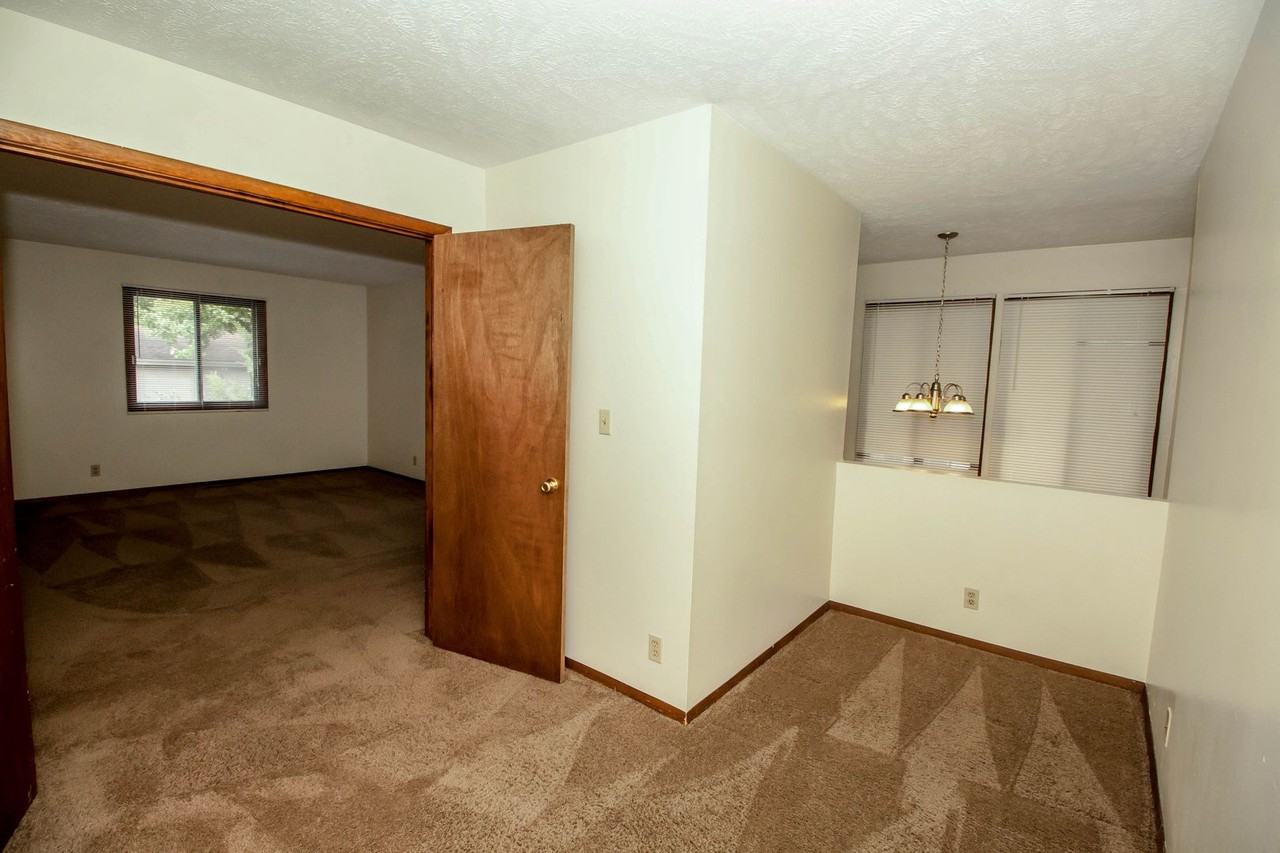 117 N. Orr - Photo 4 of 22