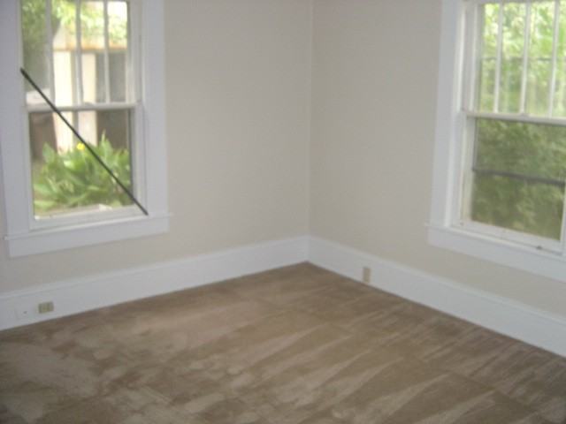 1506 Glenwood Ave - Photo 4 of 6