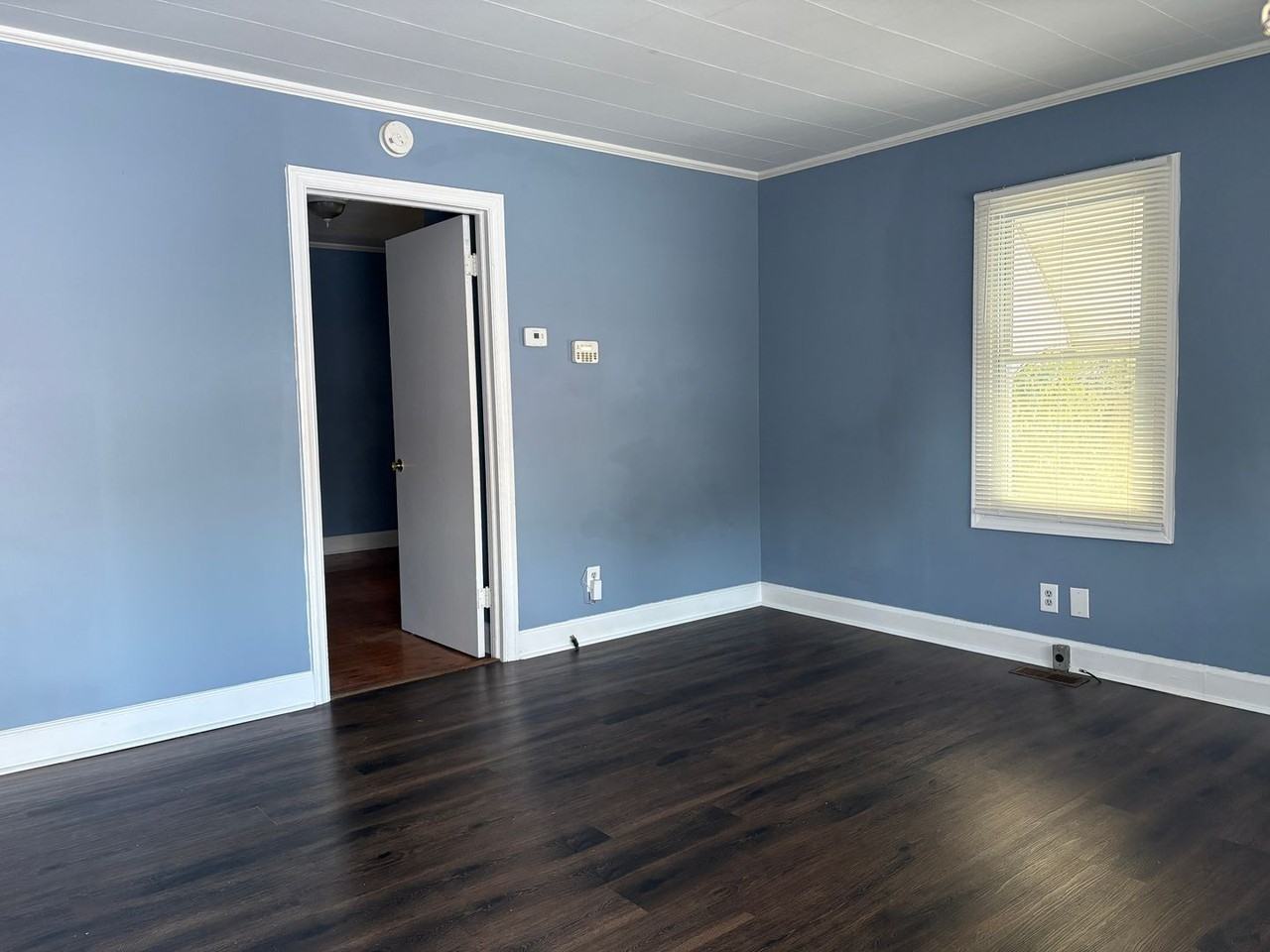 1025 Manly St - Photo 2 of 12