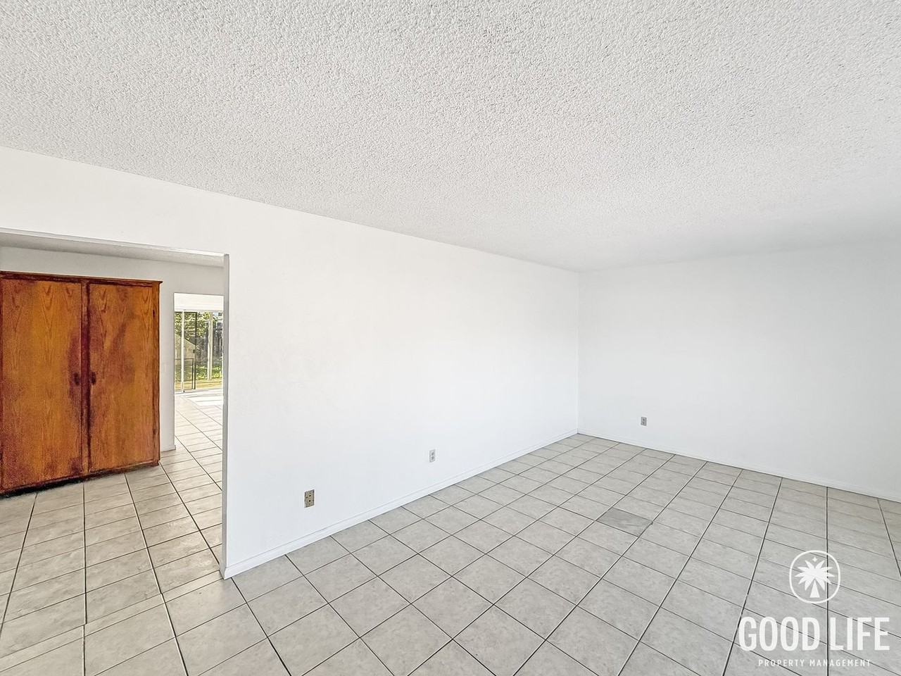 10408 Greenford Dr - Photo 2 of 18