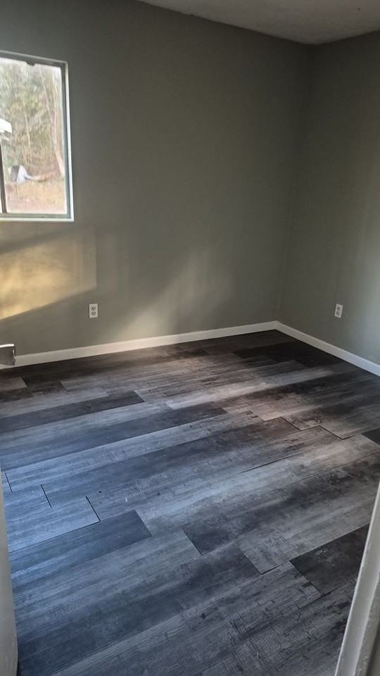 307 W Thomas Ct - Photo 3 of 5