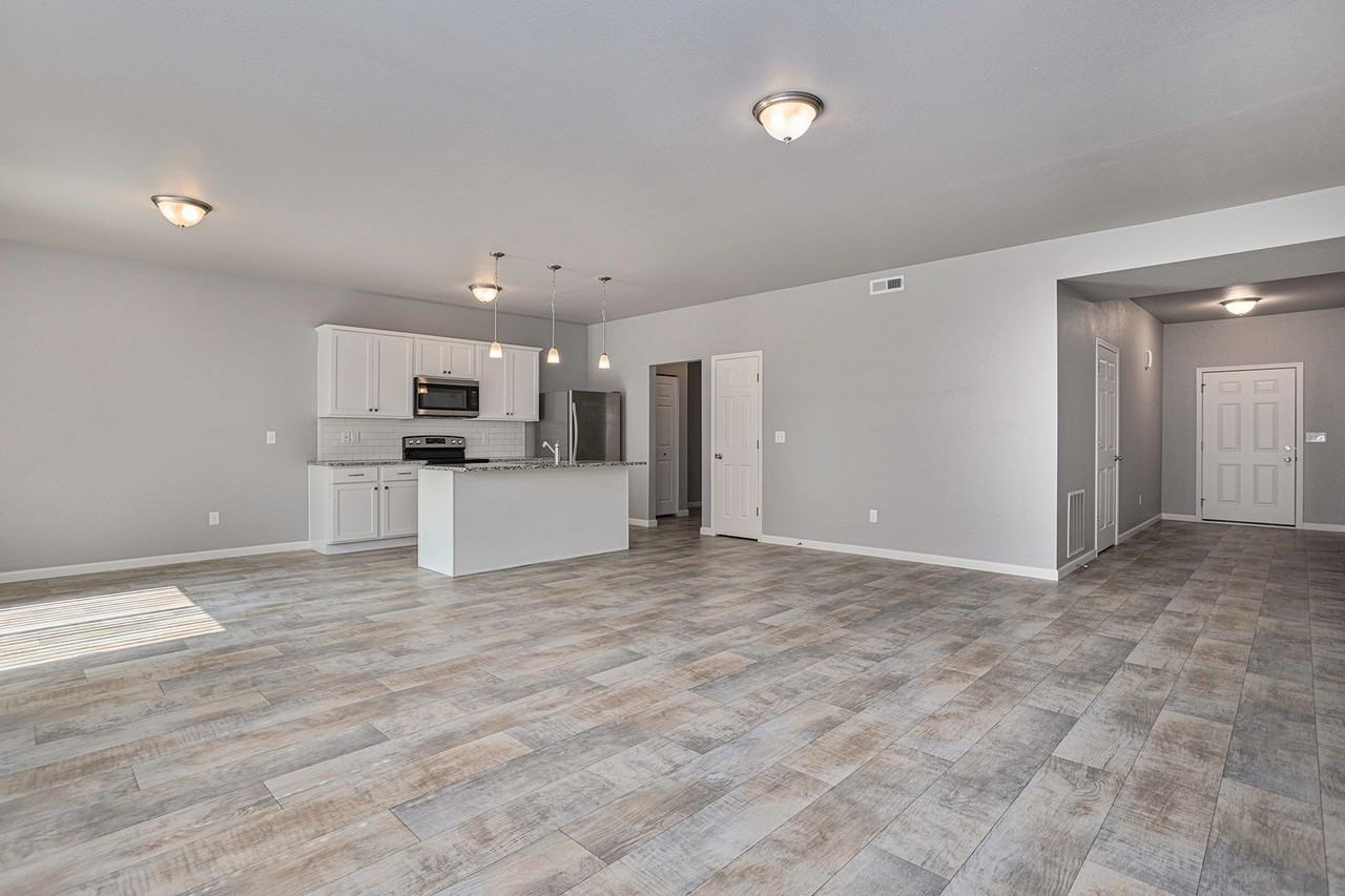 10312 Pennridge Dr - Photo 6 of 14