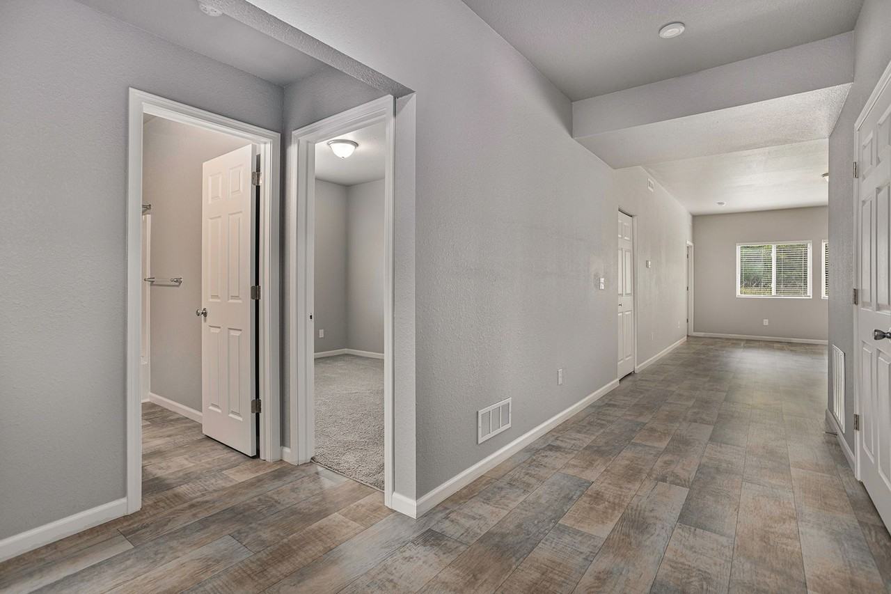 10312 Pennridge Dr - Photo 7 of 14