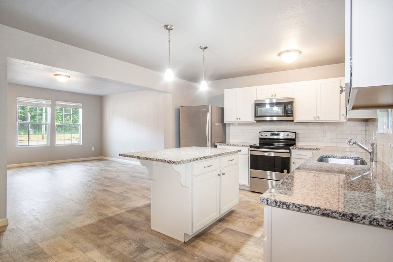 328 Alewa Dr Nw - Photo 2 of 26